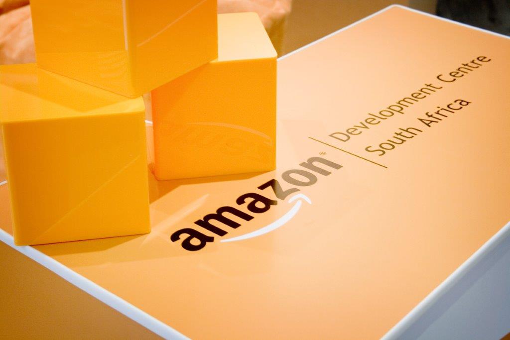 Amazon Stand (4)
