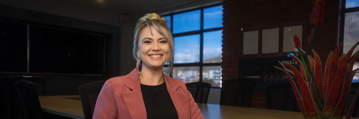 Martie-de-Beer---Telviva